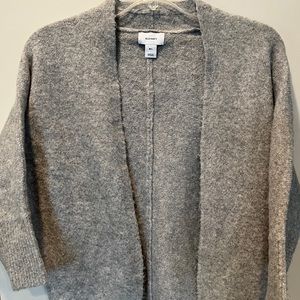 Old Navy Girl’s Grey cardigan